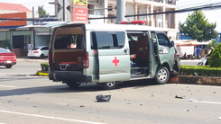 Video: Hiện trường xe cứu thương va chạm xe máy làm người đàn ông tử vong