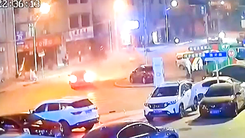 Video: Ô tô nổ như bom do tài xế hút thuốc khi trên xe chở bình gas