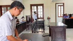 Video: Bác đơn khởi kiện của phóng viên kiện chánh thanh tra sở ở Cần Thơ