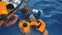 Video: Hai tàu va chạm trên vùng biển Quảng Nam, 8 người rơi xuống biển, 2 người đã tử vong
