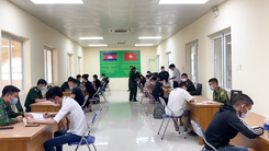 Video: Campuchia trao trả 26 lao động người Việt bất hợp pháp