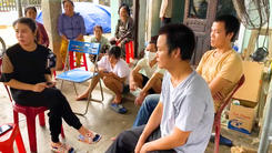 Video: Nhóm ngư dân Quảng Nam bị Malaysia bắt giữ trở về nhà trắng tay