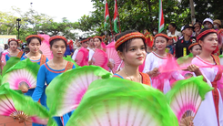 Sôi động Lễ hội Katê của người Chăm tại tháp Pô Sah Inư Bình Thuận