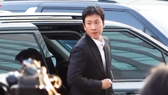 Lee Sun Kyun bị bắt vì nghi dùng ma túy, xét nghiệm đơn giản cho kết quả âm tính