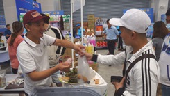 Đông đảo công nhân hào hứng mua hàng giảm giá tại Ngày hội công nhân năm 2023