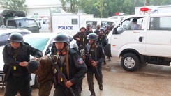 Tạm giữ hình sự 74 người trong vụ tấn công hai trụ sở UBND xã ở Đắk Lắk