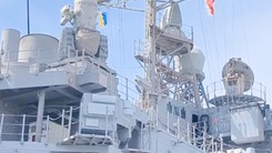 Cận cảnh đoàn tàu hải quân Mỹ vừa cập cảng Tiên Sa, bắt đầu thăm Đà Nẵng