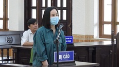 'Tina Dương' hầu tòa với hai tội danh