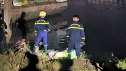 Nam công nhân chết đuối khi lội qua kênh Tham Lương