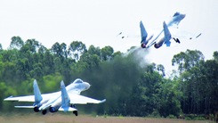 Không quân Việt Nam diễn tập bắn, ném bom đạn thật năm 2023