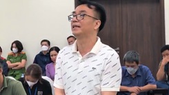 Cựu cục phó Trần Hùng bị VKS đề nghị truy tố mức án từ 9-10 năm tù về tội nhận hối lộ