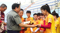 Thủ tướng động viên, khích lệ tinh thần đội tuyển nữ Việt Nam trước World Cup bóng đá nữ 2023
