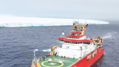 Hình ảnh tảng băng trôi có diện tích 4.000km2 đang hướng về đất liền
