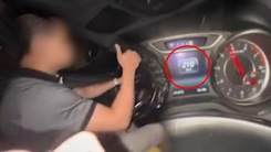 Truy tìm người lái xe 210km/h trên cao tốc Mỹ Thuận - Cần Thơ