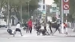 Hai nhóm đánh nhau gây náo loạn đường phố vì mâu thuẫn trong lúc thả diều