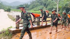 Lào Cai: Hai chủ tịch xã bị tạm đình chỉ vì né tránh, thiếu trách nhiệm phòng chống bão lũ