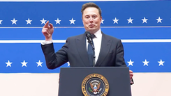 Tổng thống Donald Trump ủng hộ tỉ phú Elon Musk mua lại TikTok ở Mỹ