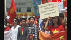 Cộng đồng Việt Nam tại Hàn Quốc biểu tình phản đối Trung Quốc