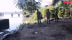 Đang câu cá phát hiện xác chết trôi sông