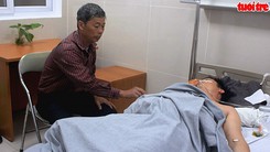Thầy giáo bị học sinh đâm vẫn nằm ở phòng cách ly