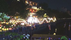 Rực rỡ hoa đăng mừng Lễ Phật Đản tại TP.HCM