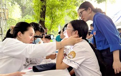 Mùa tình nguyện hè: Cùng chăm lo sức khỏe cộng đồng