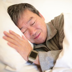 Podcast: ​Làm thế nào để người cao tuổi có giấc ngủ ngon?