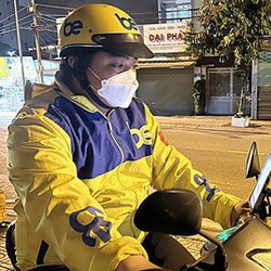 Podcast: Sài Gòn dậy sớm - 'Nhịp sống' của những cuốc xe không ngủ