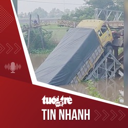 Tin tức tối 13-11: Xe tải chở 30 tấn gạch làm sập cầu tải trọng 5 tấn