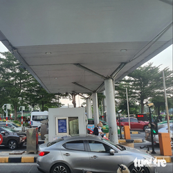 Sân bay Tân Sơn Nhất và Nội Bài thử nghiệm thu phí tự động xe ra vào cổng