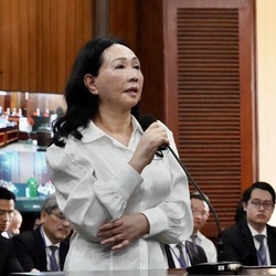 Đại án Vạn Thịnh Phát: Bà Trương Mỹ Lan vừa khóc vừa khai gì trước tòa?