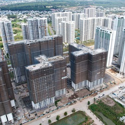 Điều gì đẩy giá chung cư ở TP.HCM và Hà Nội tăng cao