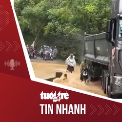 Tin tức tối 3-8: Tài xế xe tải chắn lũ, giúp hơn 100 xe máy qua dòng nước xiết