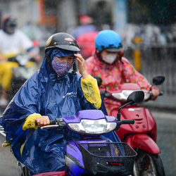 Tung tin đồn thất thiệt ‘miền Nam chìm trong biển nước do mưa bão’ gây hoang mang