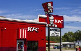 KFC Mỹ tặng xe cho nhân viên cuốc bộ đi làm 10 cây số mỗi ngày