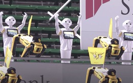 40 robot cổ vũ… bóng chày Nhật Bản