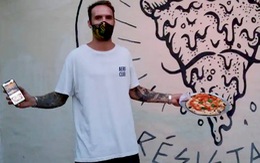 Đi ăn pizza bên Tây Ban Nha, nơi có dịch vụ… Bồi bàn ảo