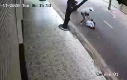 Cô gái bị cướp giật túi xách kéo lê trên phố Sài Gòn