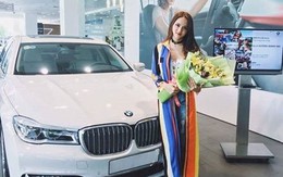 Bộ sưu tập xe sang trị giá 21 tỉ đồng của Hương Giang