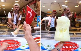 Pha 'biến hóa khôn lường' của nhân viên bán kem Thổ Nhĩ Kỳ