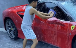 Mới 10 tuổi, con trai Hà Hồ đã biết phụ ba rửa siêu xe tại biệt thự riêng