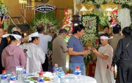 NSND Minh Vương giúp đỡ chi phí tang lễ cho Hề Sa