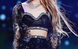 Rosé (Blackpink) diện váy Công Trí trong MV solo đầu tay?