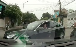 Nữ tài xế ôtô ôm cua ẩu còn trách người khác chạy xe không chú ý