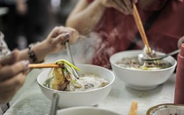 4 kiểu ăn sáng làm hại dạ dày nhiều người Việt hay mắc