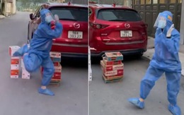 Cô gái nhảy múa khi tiếp tế nhu yếu phẩm ở tâm dịch Bắc Giang