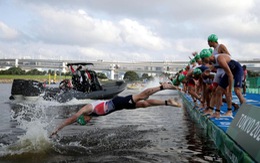 Sự cố hi hữu ở Olympic Tokyo, VĐV bơi được 100m phải xuất phát lại