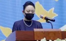 Cô giáo Văn Thùy Dương lên tiếng về hình xăm trên cổ