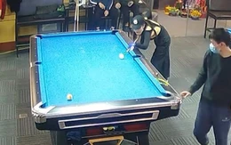 Cô gái đánh bida lỗ như hack