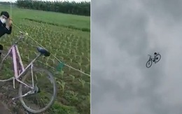 Diều sáo kéo xe đạp bay lên trời